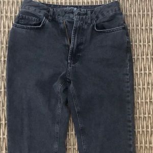 Black Urban Outfitters “Mom” jeans